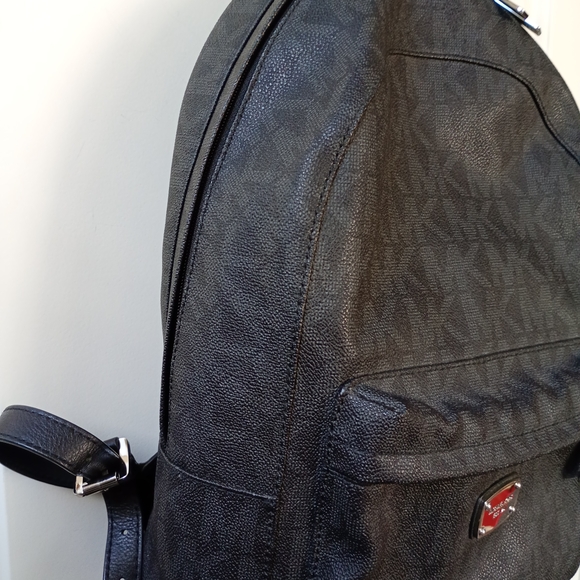 Michael Kors Black Logo-Print Backpack NWOT! - Picture 6 of 12